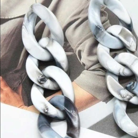 Grey Marbled Chain Link Drop Fashion Earrings - Picture 2 of 3